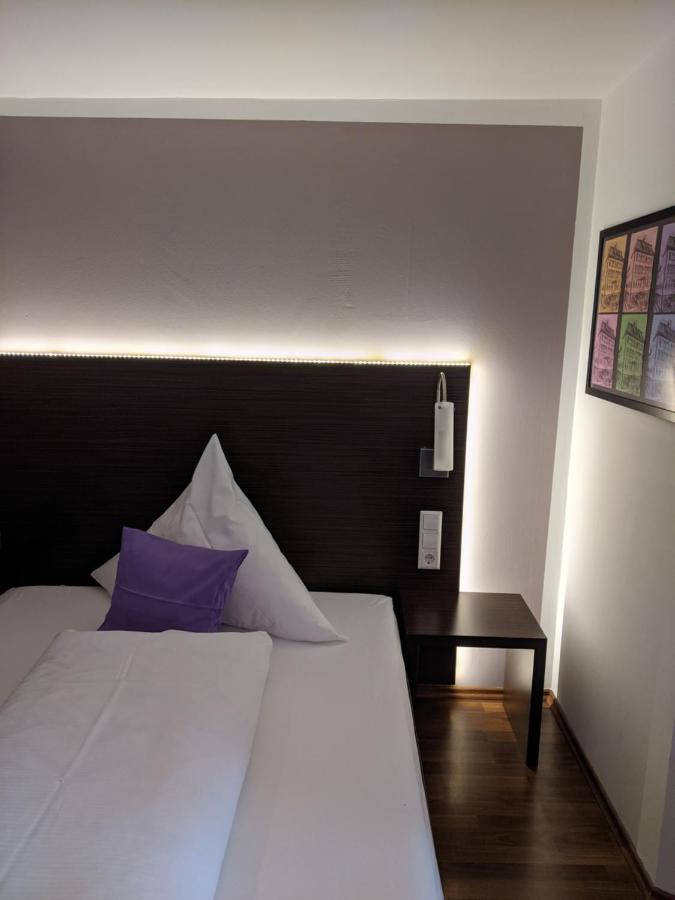 Hotel Baeren Marbach am Neckar Εξωτερικό φωτογραφία